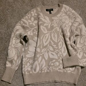 Ellen Tracy Cream Floral Crew Neck Sweater